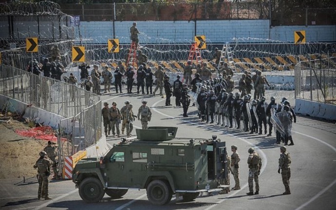 メキシコ国境から外国人の入国を一時停止、事実上国境を封鎖…米大統領令！