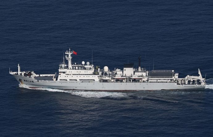 中国政府「トカラ海峡は国際海峡だ」と主張、海軍測量艦の領海侵入を正当化！