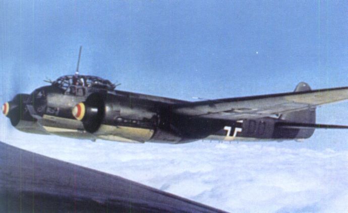 1920px-Junkers_Ju_88A-4_early_winter_1941_over_Crimea