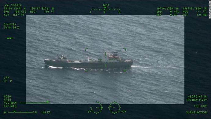 ハワイ諸島沖にロシア船が出没、スパイ活動か…米沿岸警備隊が監視！