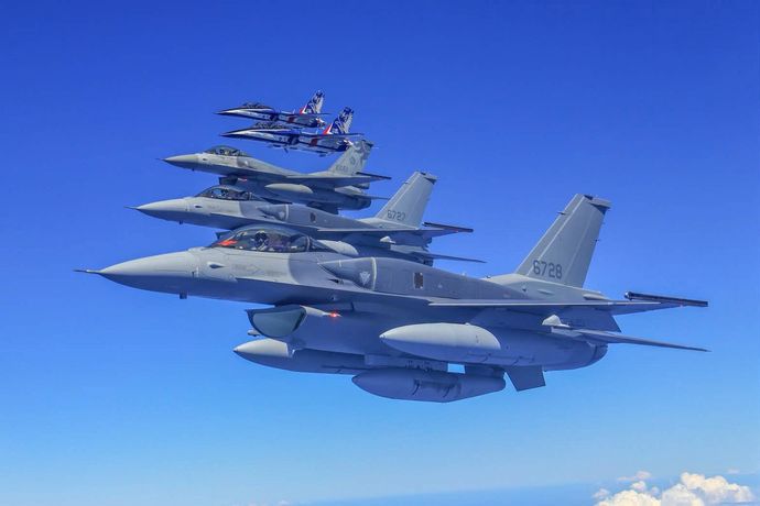 最新鋭のF-16V BLK-70戦闘機到着に台湾空軍「祖国を守り、自由と平和を守るという揺るぎない決意の表れ」！