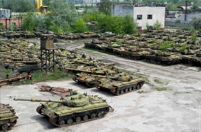 ロシア軍、戦車の月産100両を越え、砲弾も潤沢、毎月2万～2万5千人の兵員を補充…ウクライナ軍！