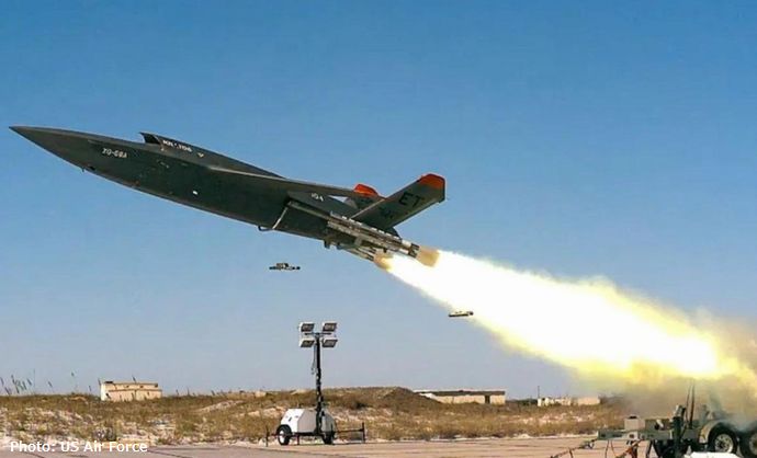 米空軍の自動運転ドローン「XQ-58A バルキリー」「UTAP-22 マコ」「X-61A  グレムリン」が完成！