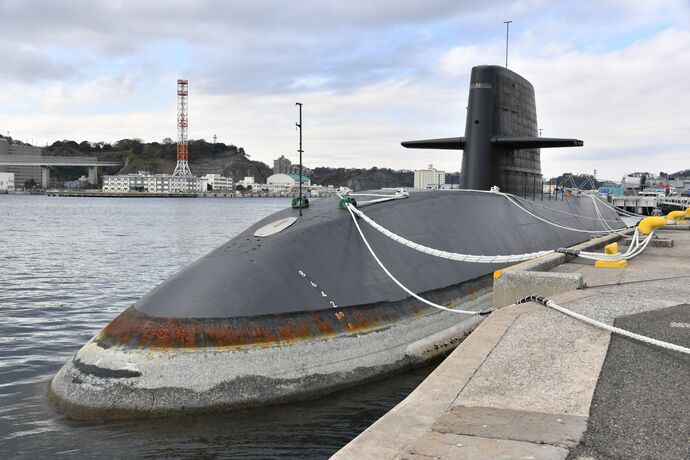 海自潜水艦「うずしお」が25年の任務を終え自衛艦旗を返納！