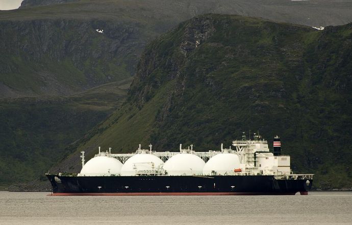 日本政府、戦時下のロシア経済訪問団派遣を計画…大手商社に要請！