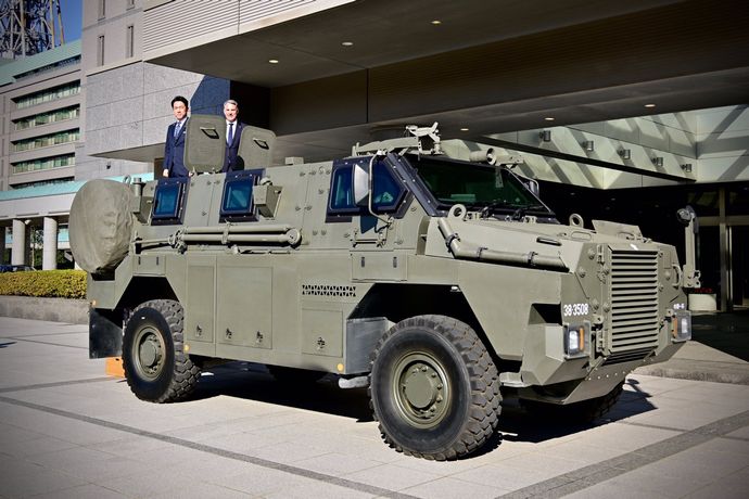 小泉防衛相とマールズ豪国防相が会談後にランニング…国内外に絆の強さアピール！