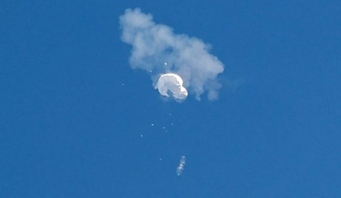 米ユタ州上空で、また中国のスパイ気球を発見…米軍戦闘機が即座に迎撃！