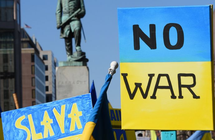 7割近くが戦争ない世界「実現しない」…日本赤十字社が1200人に調査！