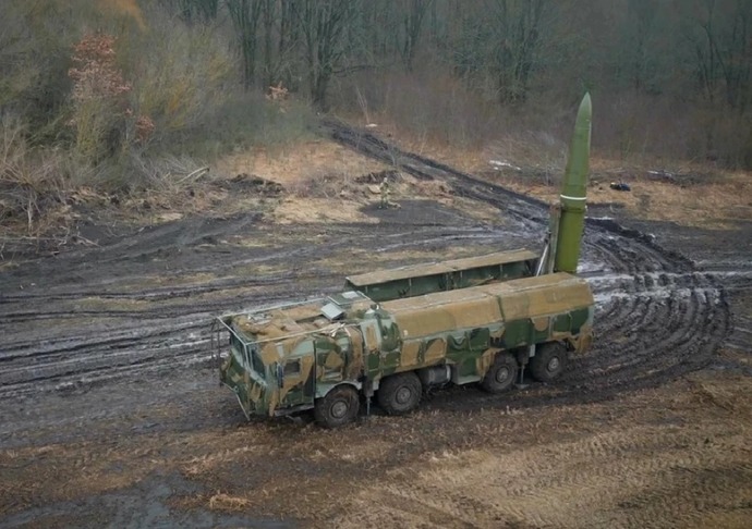 ベラルーシにロシアの戦術核兵器を数十発配備…ルカシェンコ氏、使用条件は「プーチン氏と協議」！