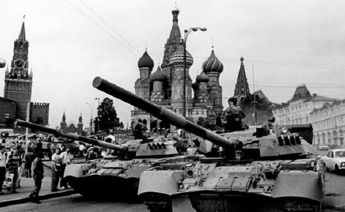 ウクライナ高官「ロシアは10年以内に崩壊する」…その前にプーチンの寿命が尽きて崩壊するだろ！