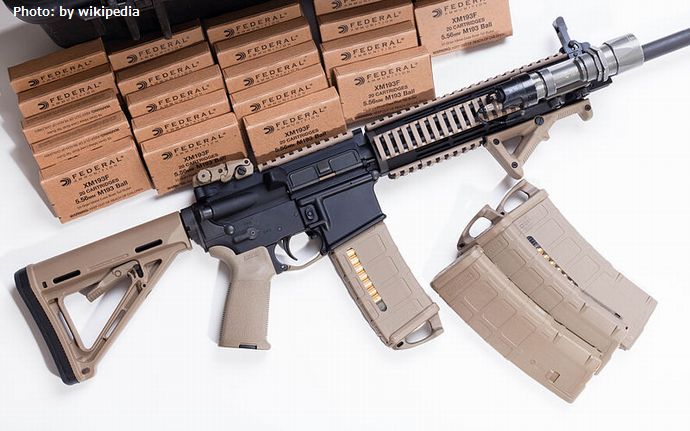 800px-AR15