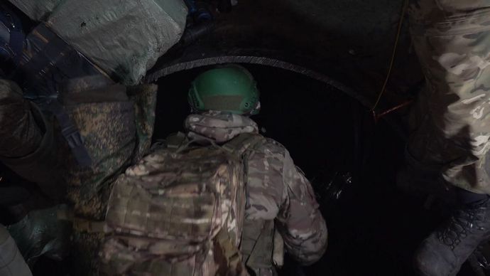 ウクライナ戦争が地下に拡大、ロシア軍がパイプラインの中を這って歩いて進軍！