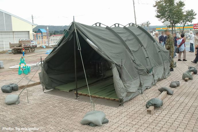 いまどき「1泊3食7000円？」…政府想定の12万人避難計画は現実とズレまくり！