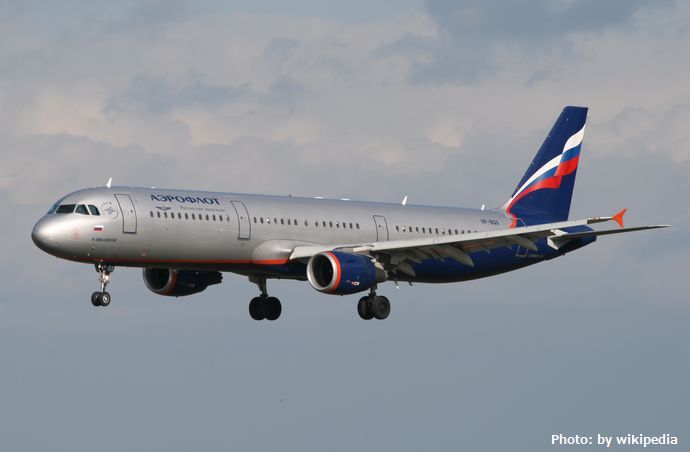  ロシア航空機内に響く奇声「悪魔が乗客の中に入り込み」緊急着陸へ…驚愕の機内の様子とは！