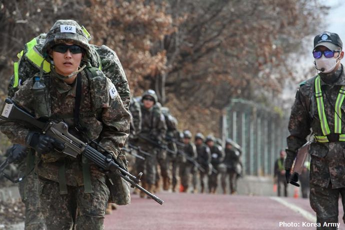 兵役義務対象者のうち韓国国籍を放棄した男性が5年間で2万人に！