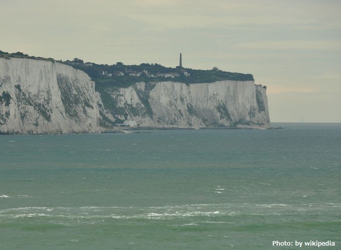 英政府、「ドーバー海峡越え」の難民申請認めない法案を提出…ボートで渡ってきた場合は原則として送り返す！