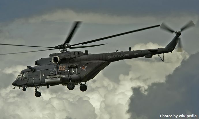 ロシア軍のMi-8輸送ヘリにウクライナ軍HIMARSが命中…「破壊」の瞬間を撮影！