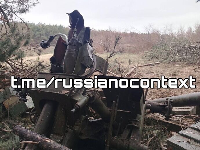 ロシア軍のD-30 122mm榴弾砲2門の砲身が破裂…品質の悪い北朝鮮製砲弾が原因か！