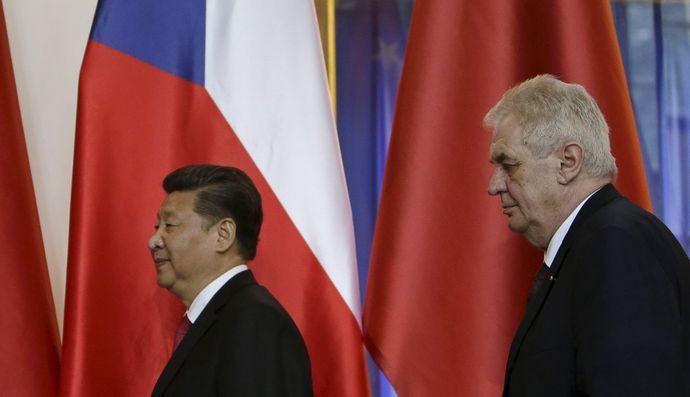 中国、チェコのパベル大統領と「絶交」…ダライ・ラマと面会に反発！