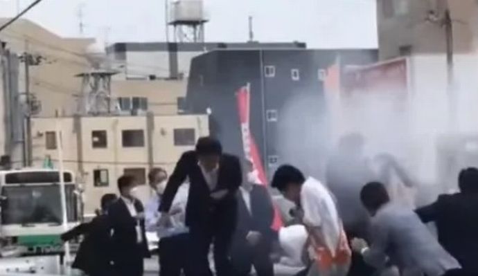 安倍元首相銃撃事件の特設サイトを公開…発砲までの75秒間を安倍氏視点、山上視点など360度CGで緻密に再現！