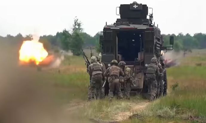 ヘルソン州のロシア軍部隊で火砲や弾薬が「不足」…軍事ブロガー「支援もなく兵士を送り込みまとめて殺害されている」！