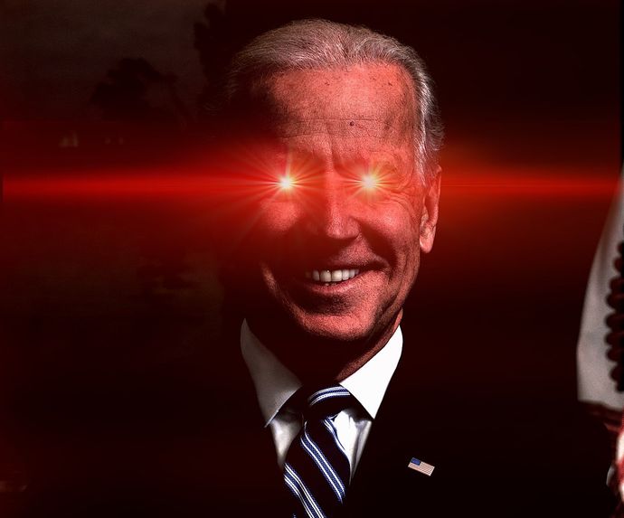 バイデン大統領、怪しく両目を赤く光らせた画像が公式SNSに公開…ざわつくネット「公式かよw」「バイデンどうした？」！