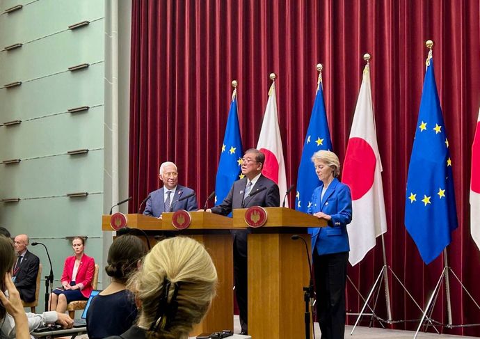 日本とEU欧州連合、レアアースを共同採掘へ…欧州委員長が書面インタビューで表明！