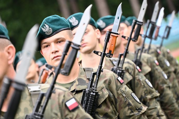「西側諸国は支援に総力を」ロシアの侵略に抗するウクライナ支持を強調…ポーランド新首相！