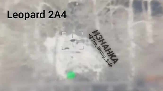 レオパルド2A4さん、とうとうロシア軍ヘリに狩られだす…誘導ミサイルが着弾！