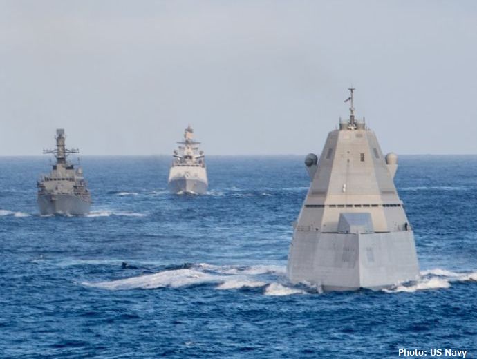 米海軍ズムウォルト級ミサイル駆逐艦「マイケル・モンスーア」がリムパック演習に初参加！