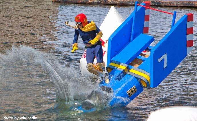 1280px-Red_Bull_Flugtag_3_2010