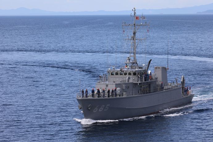 海上自衛隊の掃海艇「とよしま」が退役、2020年に就役…佐世保で乗組員らが別れ！