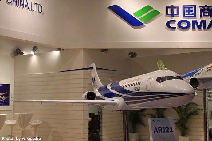 中国独自開発の国産ジェット機「ARJ-21」が初めて海外市場へ…インドネシアのトランスヌサ航空に引き渡し！