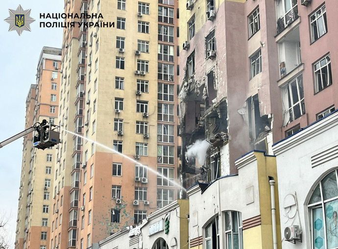 ロシア軍がウクライナ首都キーウに大規模攻撃、ドローン約500機が飛来…和平交渉前に！