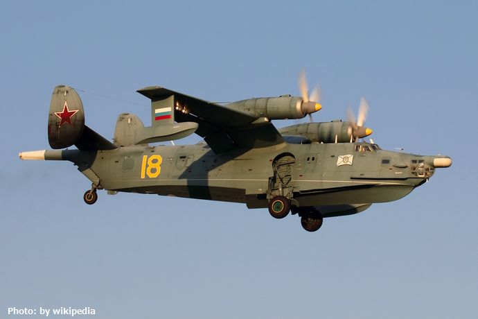 ロシア黒海艦隊、60年代の対潜哨戒飛行艇「ベリエフ Be-12」を引っ張り出す…ドローン潜水艇対策か！