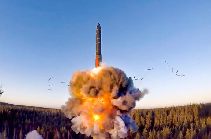 米国が援助を削減すればウクライナは数ヶ月で核爆弾を製造する可能性！