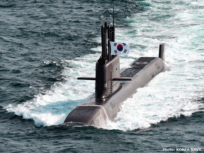 韓国海軍、2024年から潜水艦に女性乗組員搭乗を決定…世界で14番目！