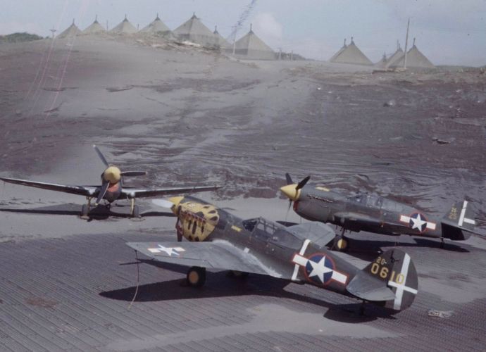 1943年、従軍カメラマンが撮影したアリューシャン列島の米軍基地！