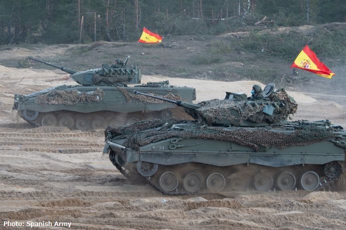 スペイン陸軍は新たな脅威に立ち向かうために最新の装備品などを準備します！