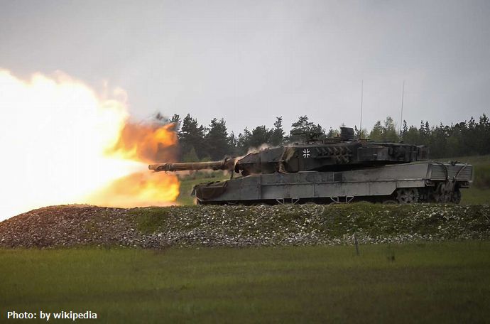 300両のレオパルト2とチャレンジャーで、3000～6000両のロシア軍T72戦車を破壊…ウクライナ領土奪還地上戦シミュレーション！