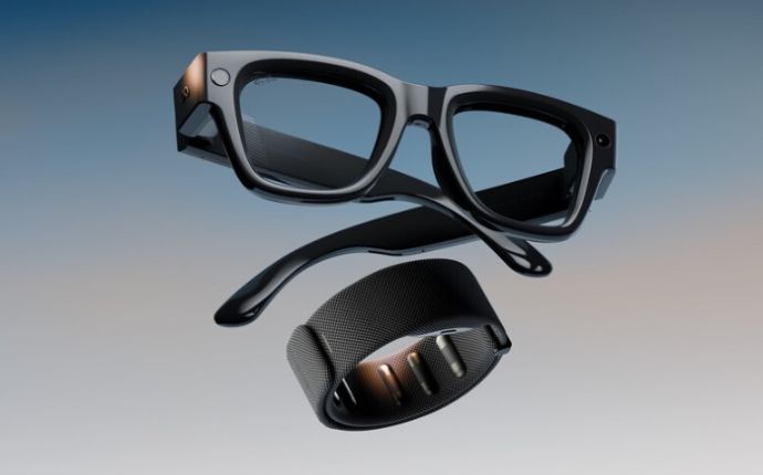 Meta、小型ディスプレーを搭載した眼鏡型端末を発表…「スマホの次」に先手！