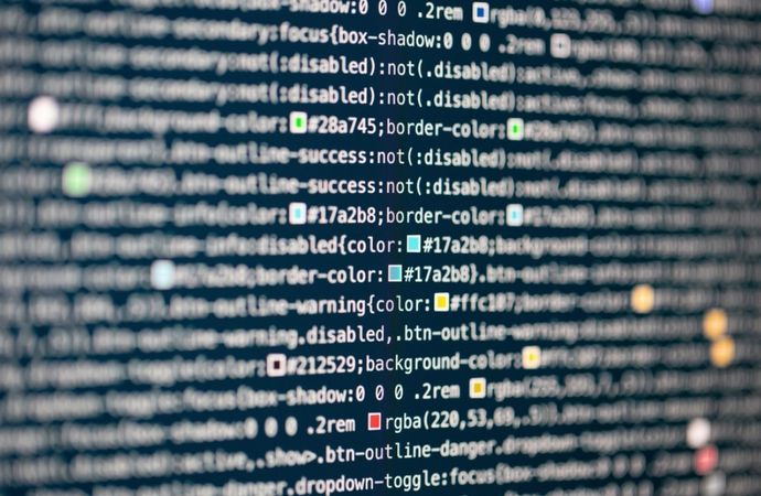 「日中戦争は始まっている」政府職員たちのメッセージが筒抜けに？…中国サイバー攻撃の恐るべき実態とは！