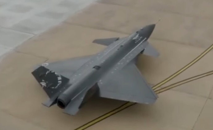 バイラクタル社の新型ジェットドローン！