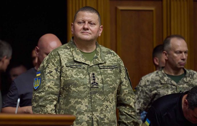 ウクライナ軍総司令官ザルジニーの補佐官が自宅で爆殺される…同僚から贈られた手投げ弾で！