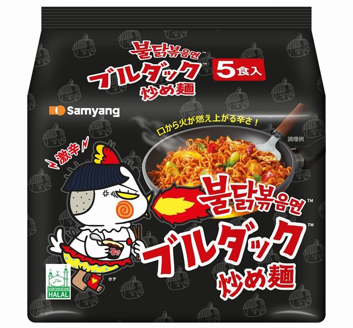 火を噴くニワトリがそっくり…北朝鮮「ブルダック炒め麺」の偽物を製造し中国へ輸出！
