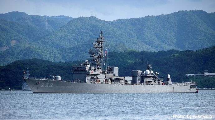 能登半島に到着した海自艦艇「せんだい」「はやぶさ」、港が損傷で接岸できず…揚陸艇やヘリコプター搭載艦を活用！