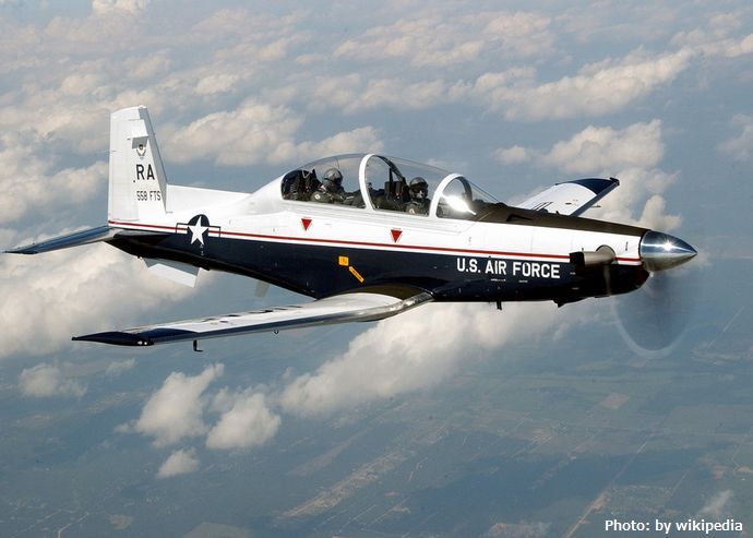 1280px-T-6A_Texan_II