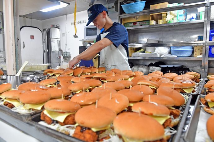 日本に来た物は全て魔改造される…飯なんか魔改造しまくり！