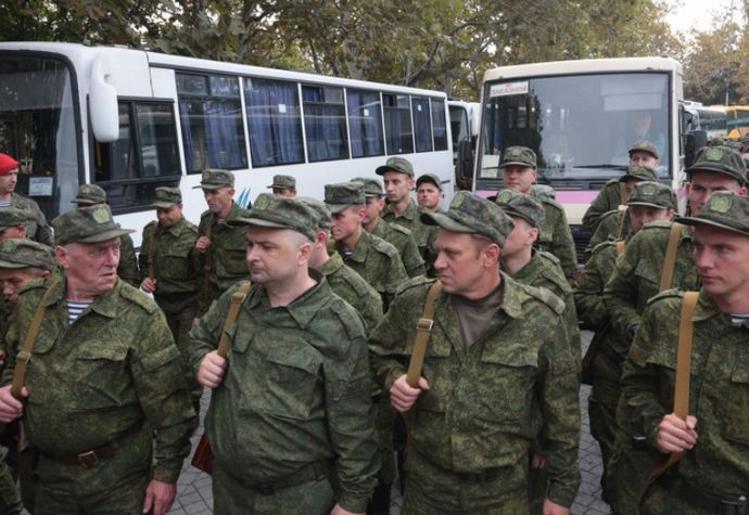 ロシア、早ければ1月5日に55歳以下の男性が出国禁止に…二度目の徴兵への布石か！