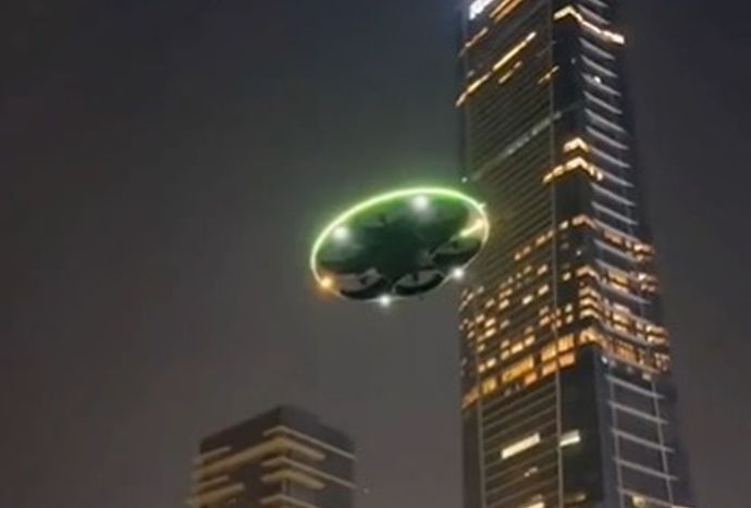 中国企業が「空飛ぶ円盤」を開発？…深圳で初飛行を披露(動画)！